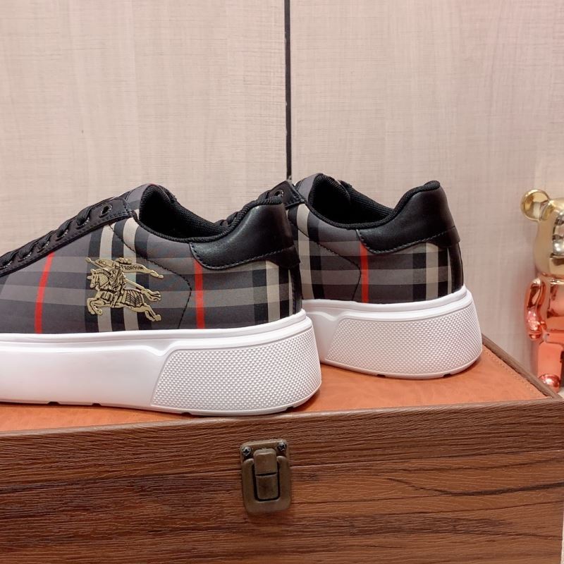 Burberry Low Shoes